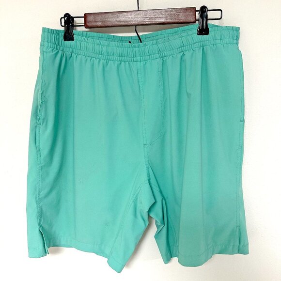 Myles Everyday Short - Picture 3 of 14